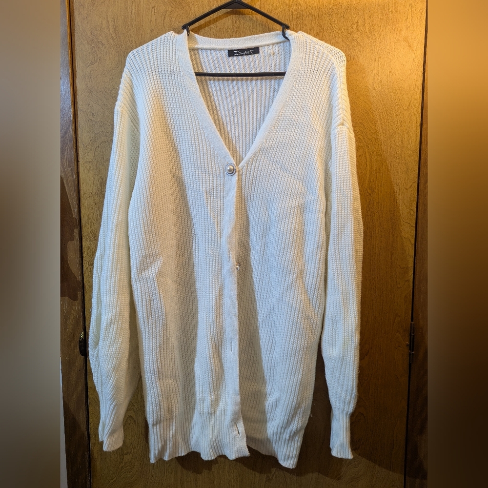 Simplee White Button Up Sweater